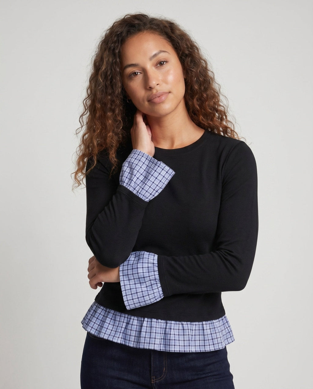 Women's long-sleeve shirt with playfully gathered ruffles and contrasting sleeves - Chichicherry