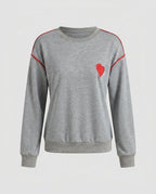 Women's sweatshirt with heart-shaped appliqués and trendy contrast stitching - Chichicherry